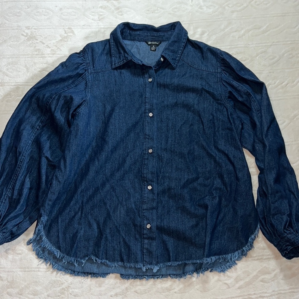Philosophy button down denim top‎